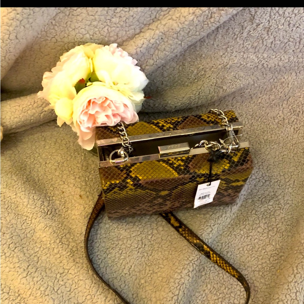 BCBG purse!! New with tags